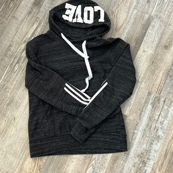 Reflex Tops - Reflex Size medium sweatshirt with hoodie and front pocket